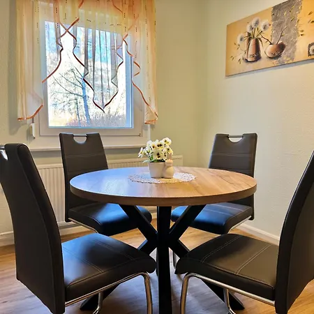 Apartment Rote Spitzen Der Wag